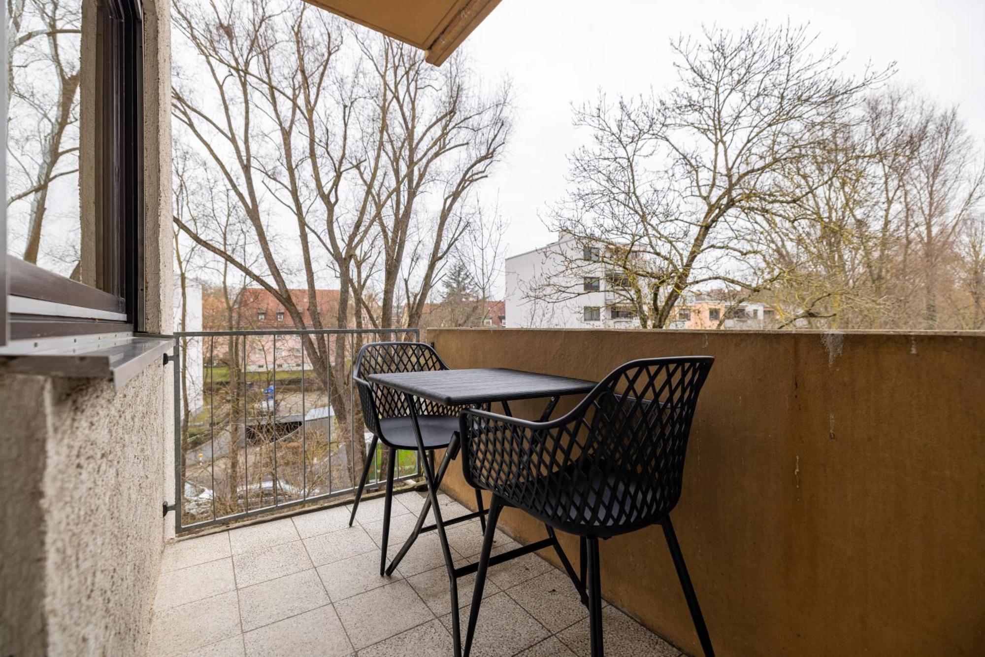 Gemuetliche, Moderne In Stadtnaehe Apartment